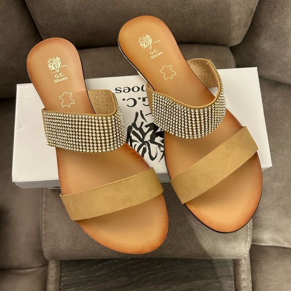Women’s G.C. Nude Jeweled Sandals Size 10M - Picture 1 of 3